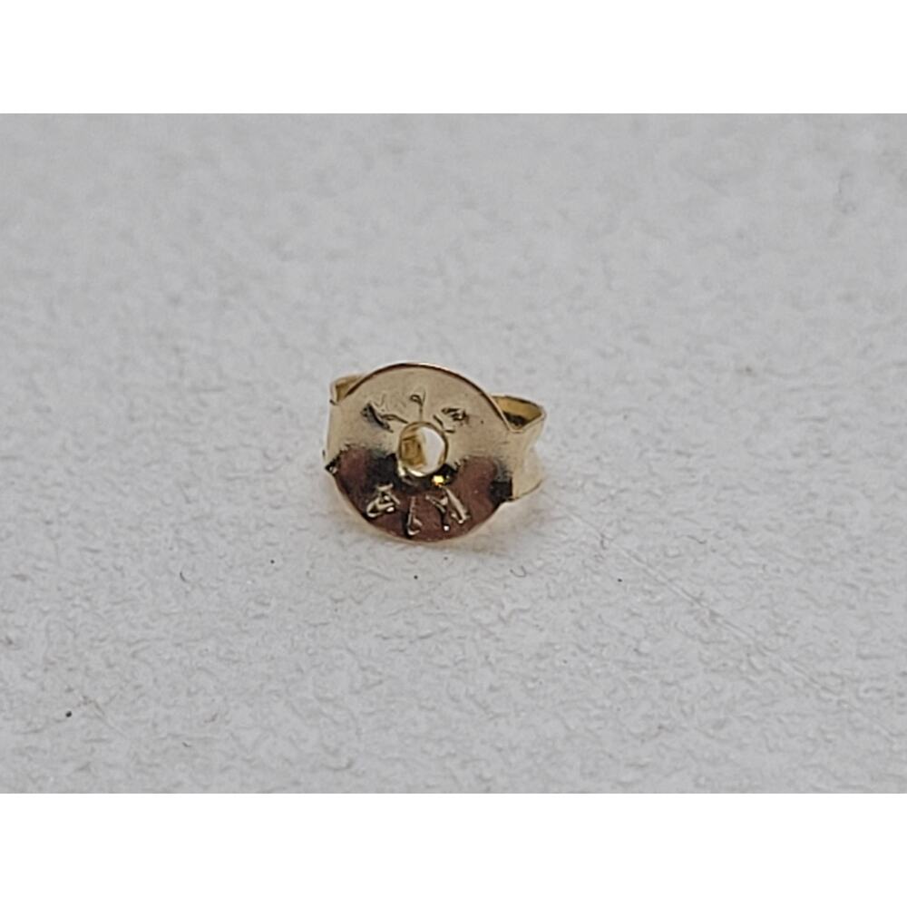14K Yellow Gold Cubic Zirconia 4-Prong Stud Earrings Push-Back Closure - Picture 5 of 6